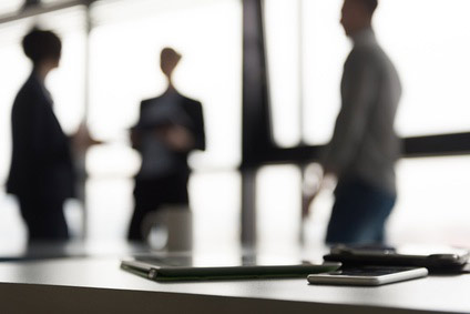 VOM SMALL TALK ZUM ‘BIG BUSINESS’ VOM SMALL TALK ZUM ‘BIG BUSINESS’
